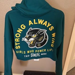 Girls who powerlift crew